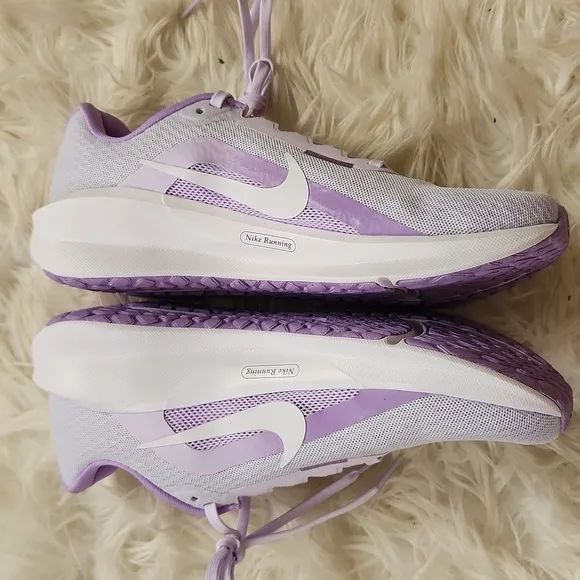 Nike Downshifter 13 Women's Road Running Shoes Size 8.5 Color Purple/Lilac
