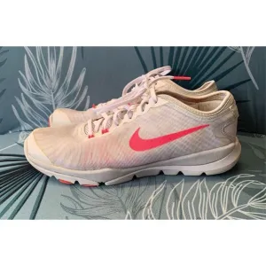 NIKE FLEX SUPREME TR4 white pink SNEAKER GYM SHOES sz 8