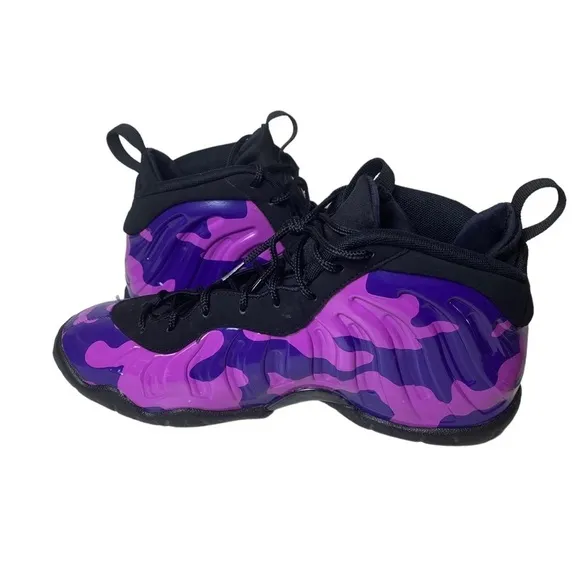 Nike Foamposite Basketball Shoes Purple Camo Hyper Violet Women 8.5 Youth‎ 7