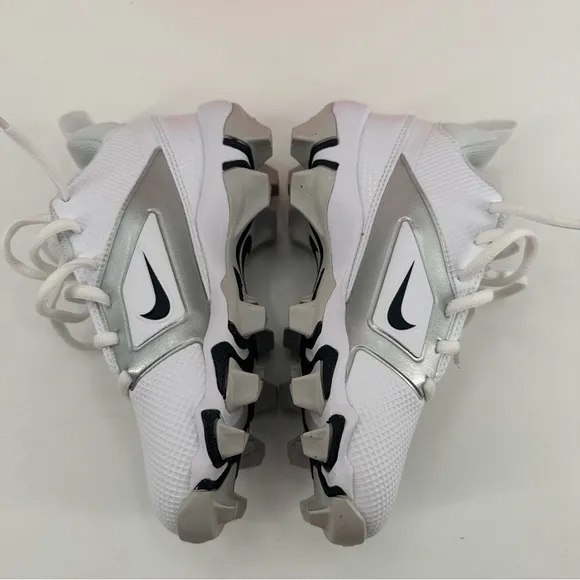 Nike Football Cleats Menace 4 Shark BG Shoes Little Boys Size 1 NEW