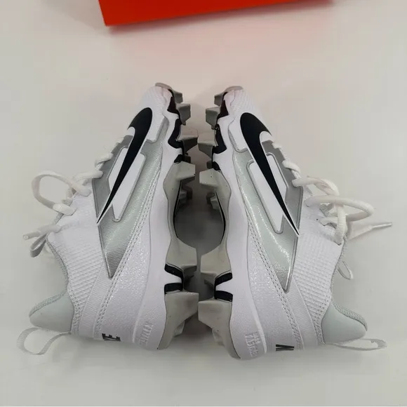 Nike Football Cleats Menace 4 Shark BG Shoes Little Boys Size 1 NEW