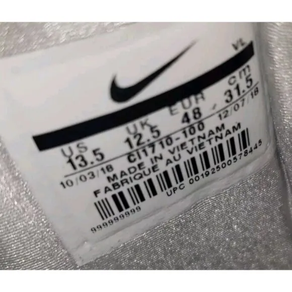 NIKE FORCE SAVAGE ELITE 2 FOOTBALL CLEATS WHITE MEN'S SIZE 13.5 NEW W/DEFECTS