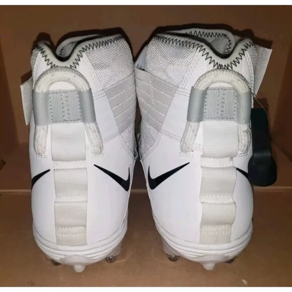 NIKE FORCE SAVAGE ELITE 2 FOOTBALL CLEATS WHITE MEN'S SIZE 13.5 NEW W/DEFECTS