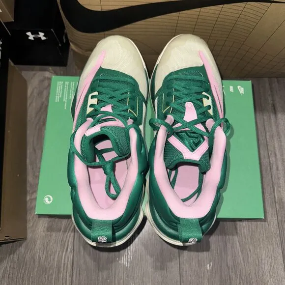 Nike Giannis Immortality 3 Men's 11 DZ7533-300 Green Pink Basketball Shoes