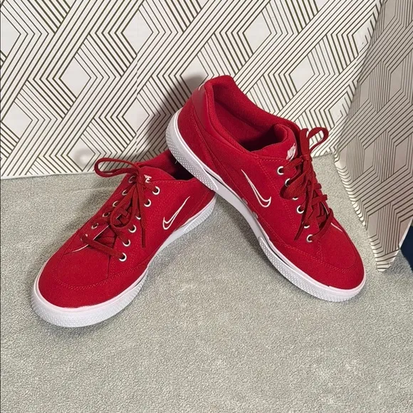 Nike GTS 97 retro shoes men’s size 8.5 or 8 1/2 Gym Red and White Sneakers