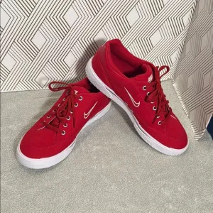 Nike GTS 97 retro shoes men’s size 8.5 or 8 1/2 Gym Red and White Sneakers