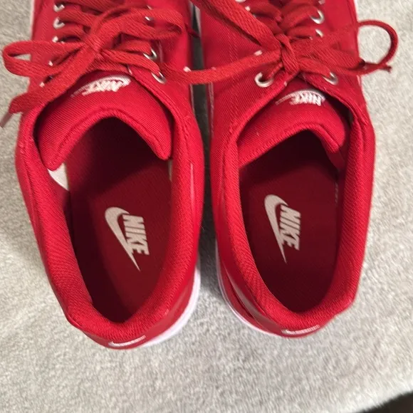 Nike GTS 97 retro shoes men’s size 8.5 or 8 1/2 Gym Red and White Sneakers