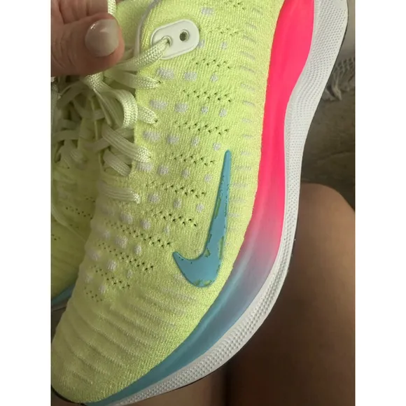 Nike InfinityRN 4 Road Running Shoes Pristine size US Women’s 8 Super clean