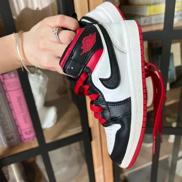 Nike Jordans sneakers Jordan 1 mid gym red black toddler boys high top lace up