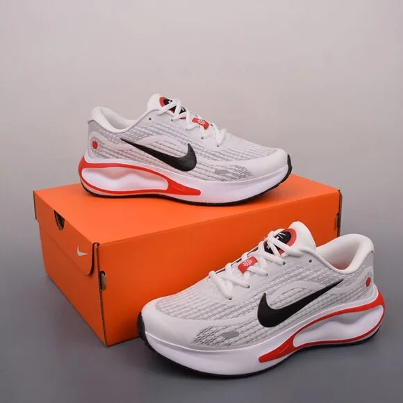 Nike Journey Run Men's Road Running Shoes Red