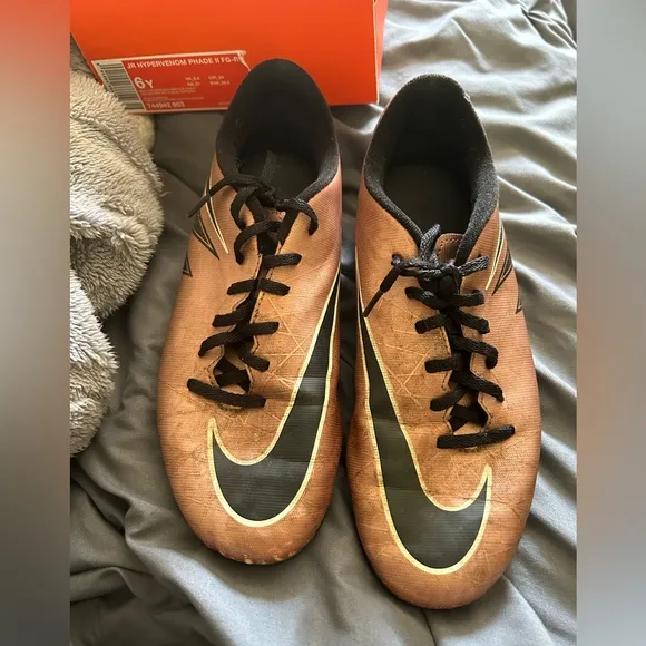 Nike JR Hypervenom Phade Soccer shoes
