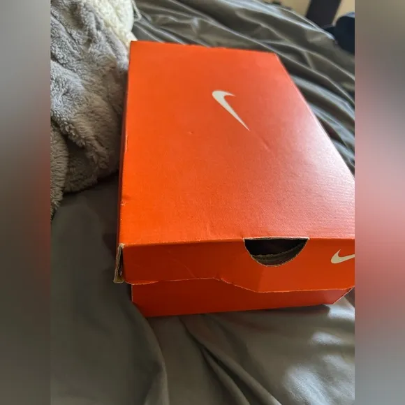 Nike JR Hypervenom Phade Soccer shoes