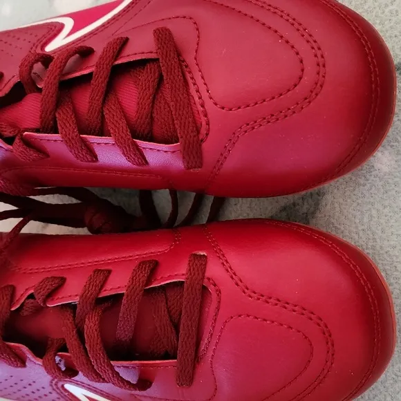 Nike Jr Tempo Size 3Y Soccer Shoes Red