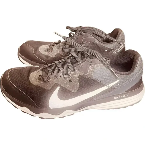 Nike Juniper Trail Men's Black, Gray &amp; White Trail-Running Athletic Shoes