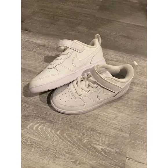 Nike Kids Boy's Court Borough Low Shoes Size 10C White