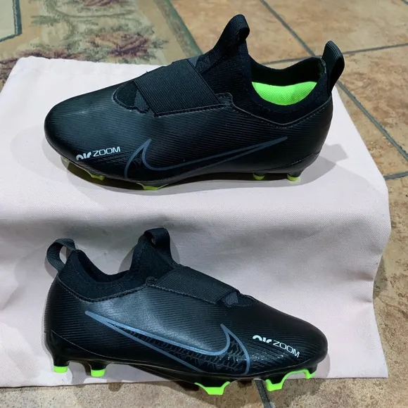NIKE KIDS ZOOM MERCURIAL VAPOR 15 ACADEMY FG/MG