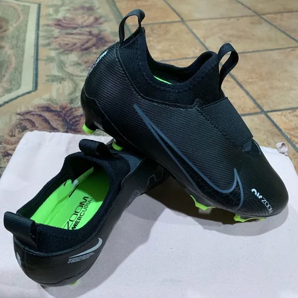 NIKE KIDS ZOOM MERCURIAL VAPOR 15 ACADEMY FG/MG