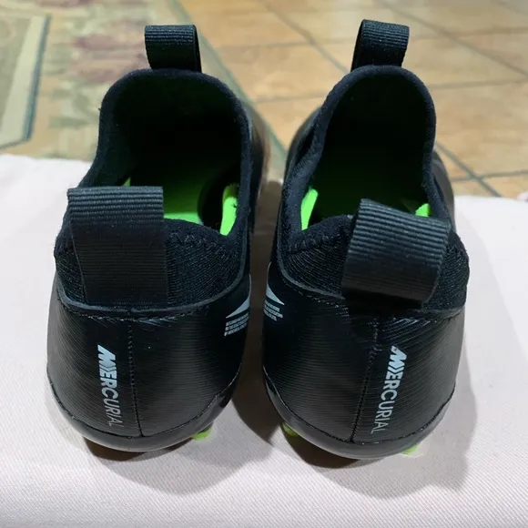 NIKE KIDS ZOOM MERCURIAL VAPOR 15 ACADEMY FG/MG