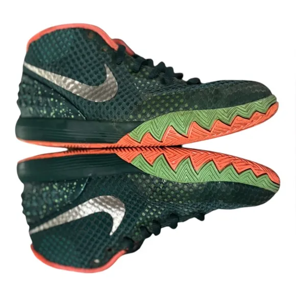 Nike Kyrie 1 Venus Flytrap Emerald Green Irving 13C Basketball Shoes 717220-313