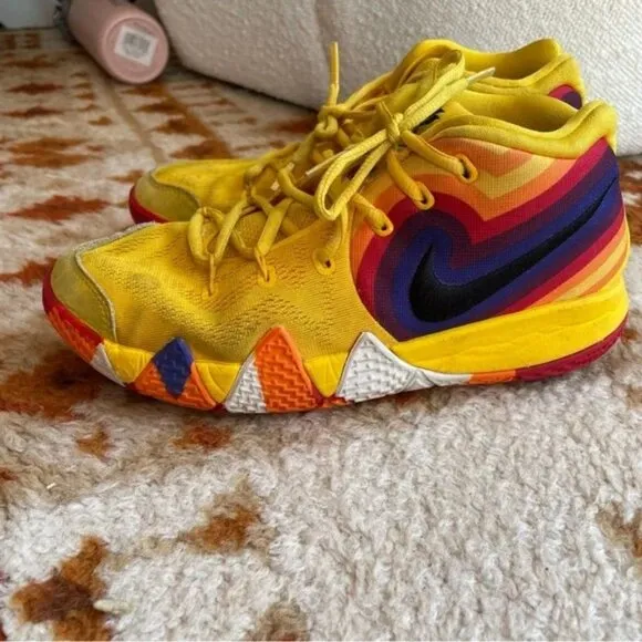 Nike Kyrie 4 '70s Decades Pack Amarillo Irving 943806-700 Youth 6.5/Women’s 8.5