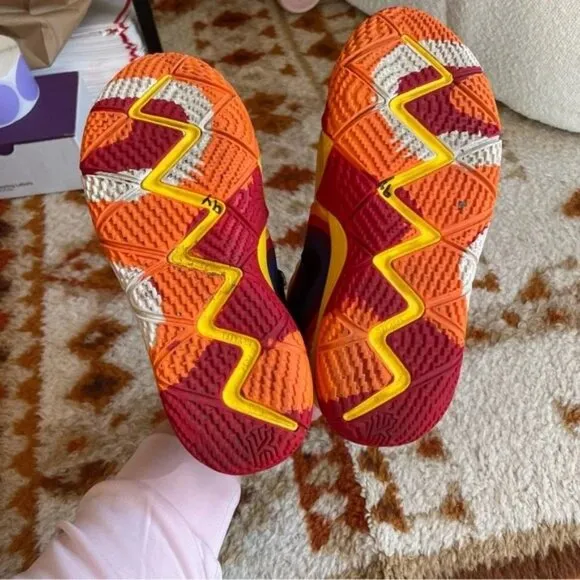 Nike Kyrie 4 '70s Decades Pack Amarillo Irving 943806-700 Youth 6.5/Women’s 8.5