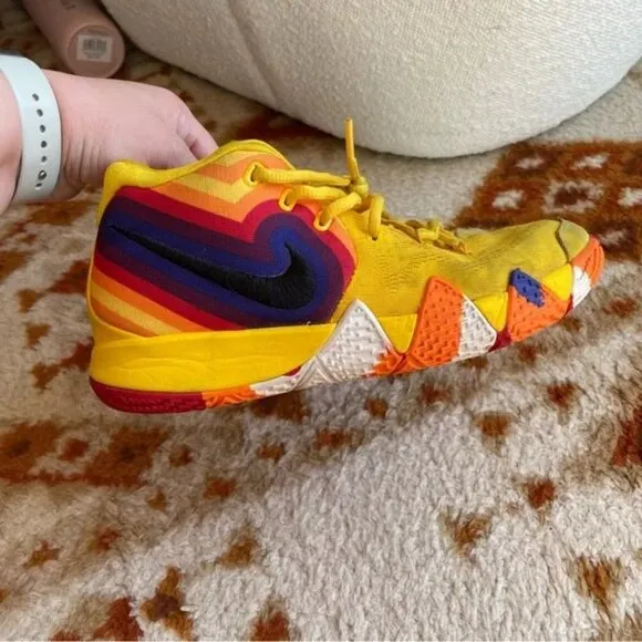 Nike Kyrie 4 '70s Decades Pack Amarillo Irving 943806-700 Youth 6.5/Women’s 8.5