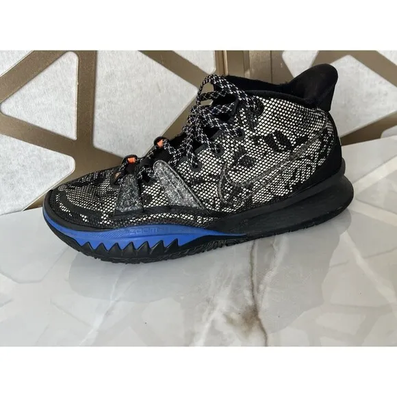 Nike Kyrie 7 Grind Mens sz 8 Black/Blue CQ9326-007 Basketball Sneakers Shoes