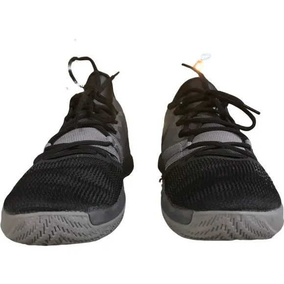 Nike Kyrie Flytrap Black Thunder Grey Size 10.5
