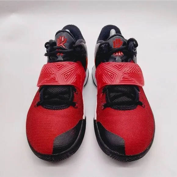 Nike Kyrie Flytrap III Bred Basketball Sneakers Mens Size 7.5 Black‎ Red Shoes