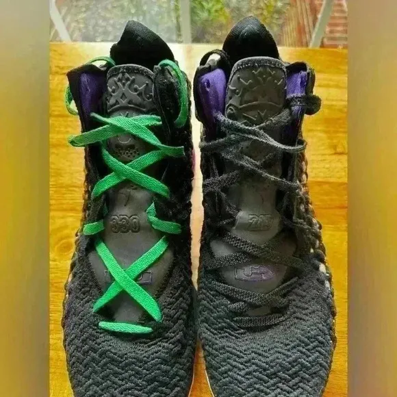 Nike‎ Lebron 17 XVII Lakers Size 11 BQ3177-004 Black Yellow Amarillo Eggplant