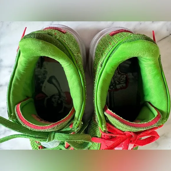 Nike LeBron 20 Stocking Stuffer Color Green Apple - Men’s Size 9