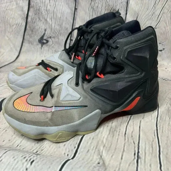 Nike Lebron On Court Athletic Sneakers Shoes size 10.5