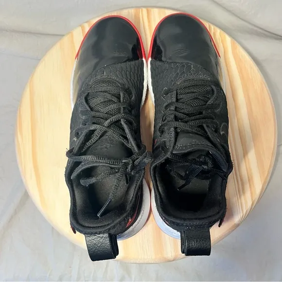 Nike LeBron Witness 3 Premium