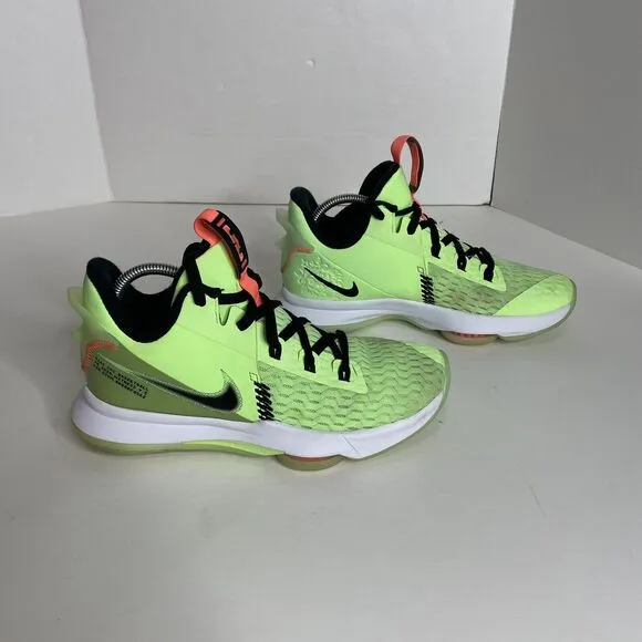 Nike Lebron Witness 5 Grinch Lime Glow Black Men's Basketball Sz 9 - CQ9380-300