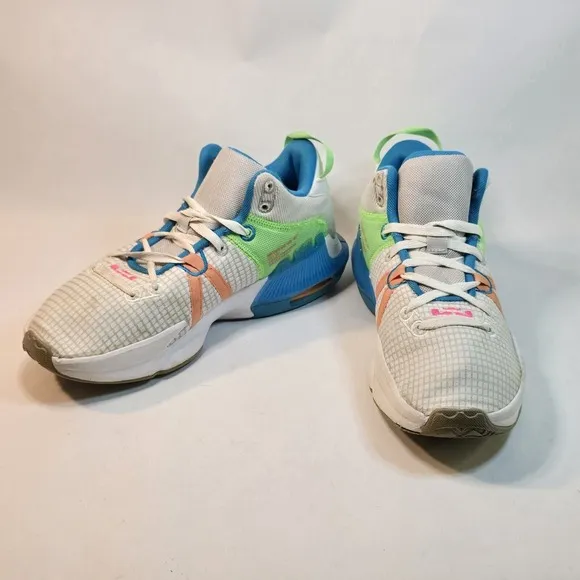 Nike LeBron Witness 7 Mens Size 10 Basketball Shoes Athletic Sneaker DM1123-003
