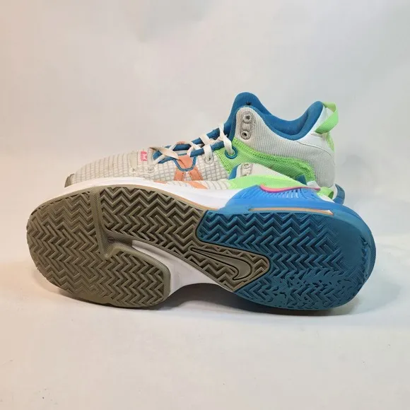 Nike LeBron Witness 7 Mens Size 10 Basketball Shoes Athletic Sneaker DM1123-003