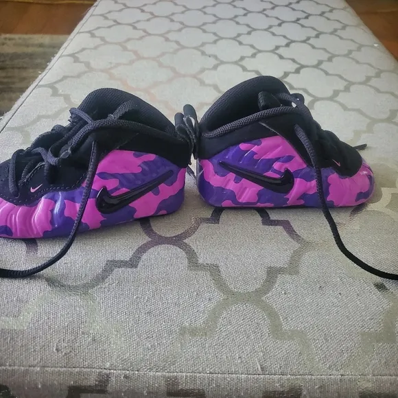 Nike Little Posite Pro Crib 'Hyper Violet' size 4c