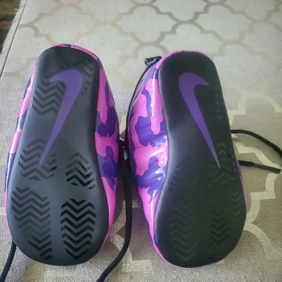 Nike Little Posite Pro Crib 'Hyper Violet' size 4c