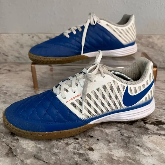 Nike Lunargato 2 IC Soccer Shoe Sz. 7
