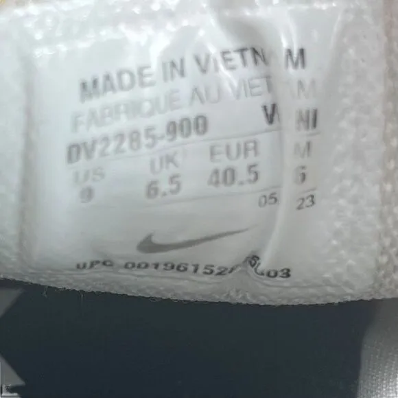 Nike | Men 9 | Metcon 8 Natural/White/Gray Lock Laces Gym Sneakers‎ Shoes