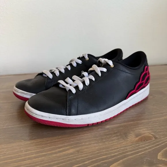 Nike‎ Men’s 8.5 Black Red Air Jordan 1 Centre Court Sneakers Tennis Shoes
