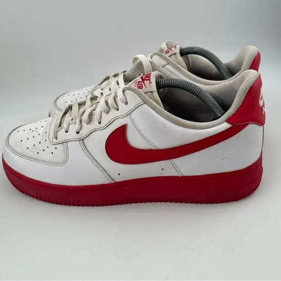 Nike Men’s Air Force 1 ‘07 University Red White Low Top Basketball Shoe- Size 11
