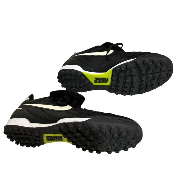 Nike Men's Black Tiempo Soccer Shoes - SIZE 8 - BLK/WHT - EXCELLENT CONDITION