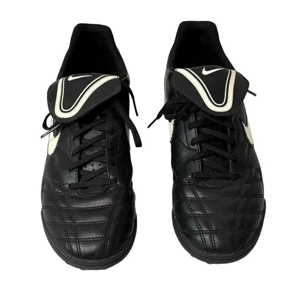 Nike Men's Black Tiempo Soccer Shoes - SIZE 8 - BLK/WHT - EXCELLENT CONDITION