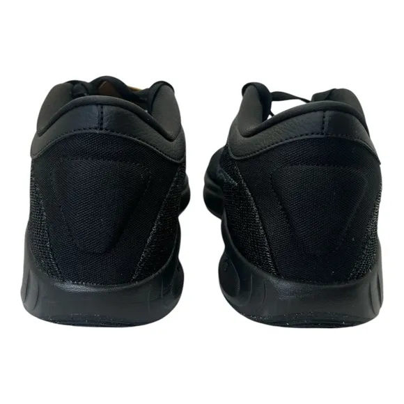 Nike Men's G.T. Hustle Academy Triple Black Athletic Basketball Sneakers Size 11