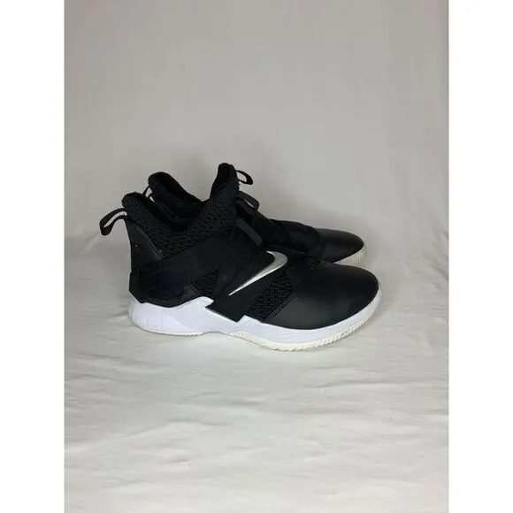 Nike Men's Lebron‎ Soldier 12 TB Basketball Sneaker Shoes Black / White Size 7.5