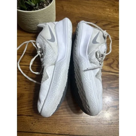 NIKE Mens Mamba Fury CK2087-100 White Basketball Shoes Sneakers Size 8
