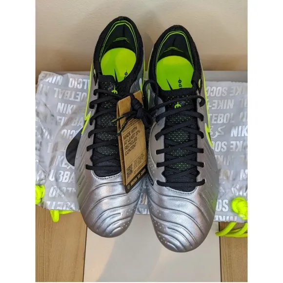 Nike Men's Silver and Black Soccer Cleats
