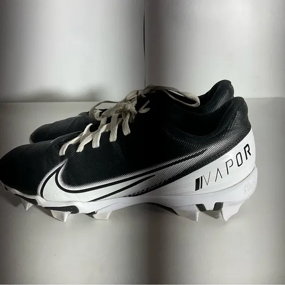 Nike Men’s Vapor Edge Shark CD0074-001 Black Football Cleats Sport Shoes Sz 10.
