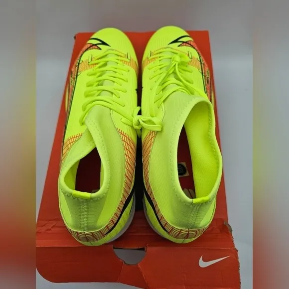 Nike Mercurial Superfly 8 Academy IC 'Motivation Pack' Soccer Shoes Mens Sz 11.5